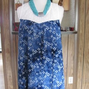 Umgee Sleeveless Print Tunic With Lace Details